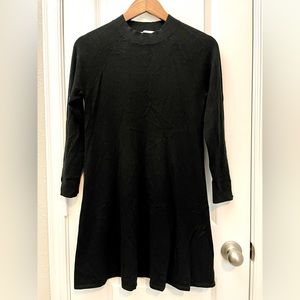 LOFT women’s black long sleeve classic tunics top. Size SP